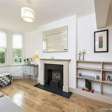 Cosy 2 Bedroom House In 4 Appartement Dublin